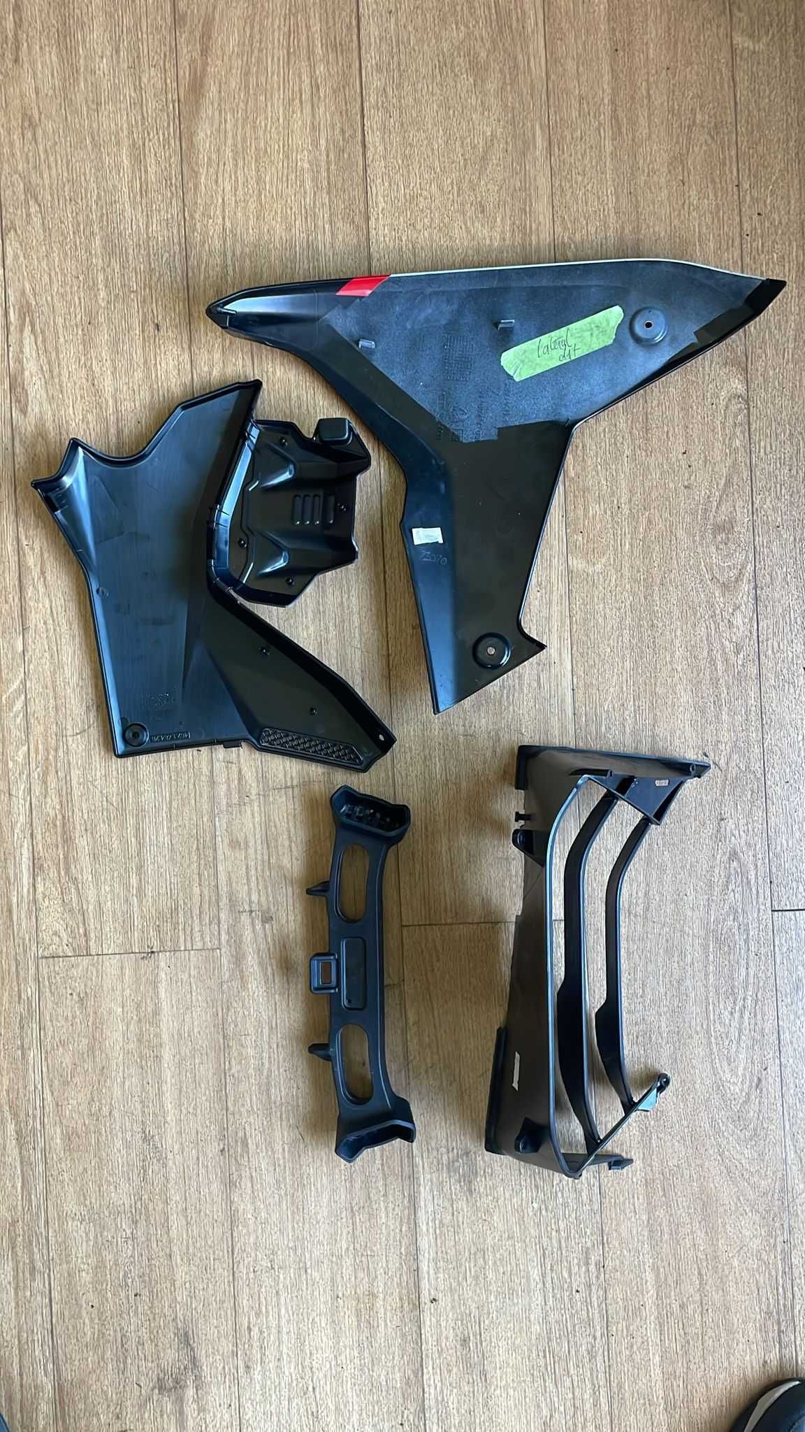 CARENAGENS VARIADAS PARA DUCATI MULTISTRADA V4 PIKES PEAK