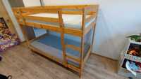 Łóżko piętrowe z litego drewna + 2 materace