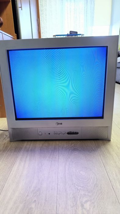 Телевизор LG (RT-25FB35VX)
