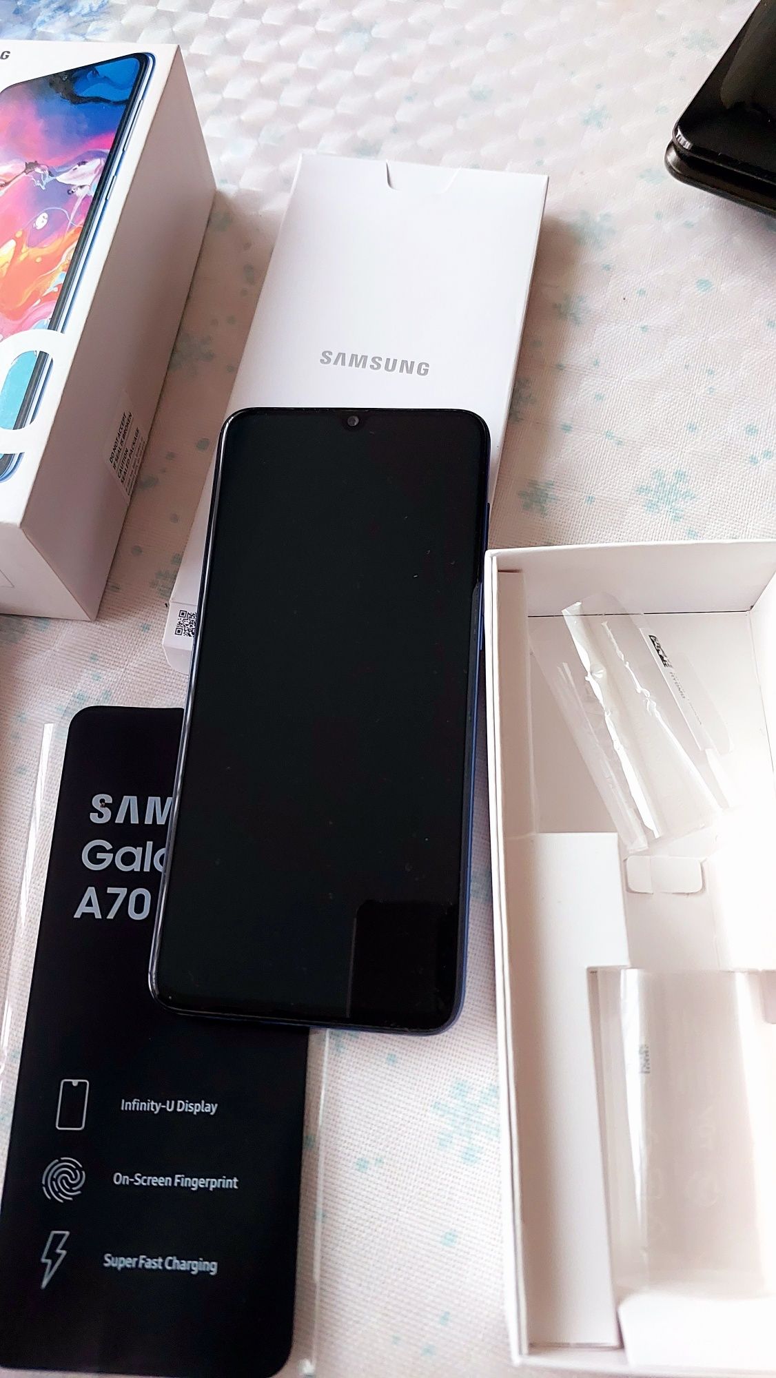 Samsung  A70 2019 S705F 6/128Gb Blue