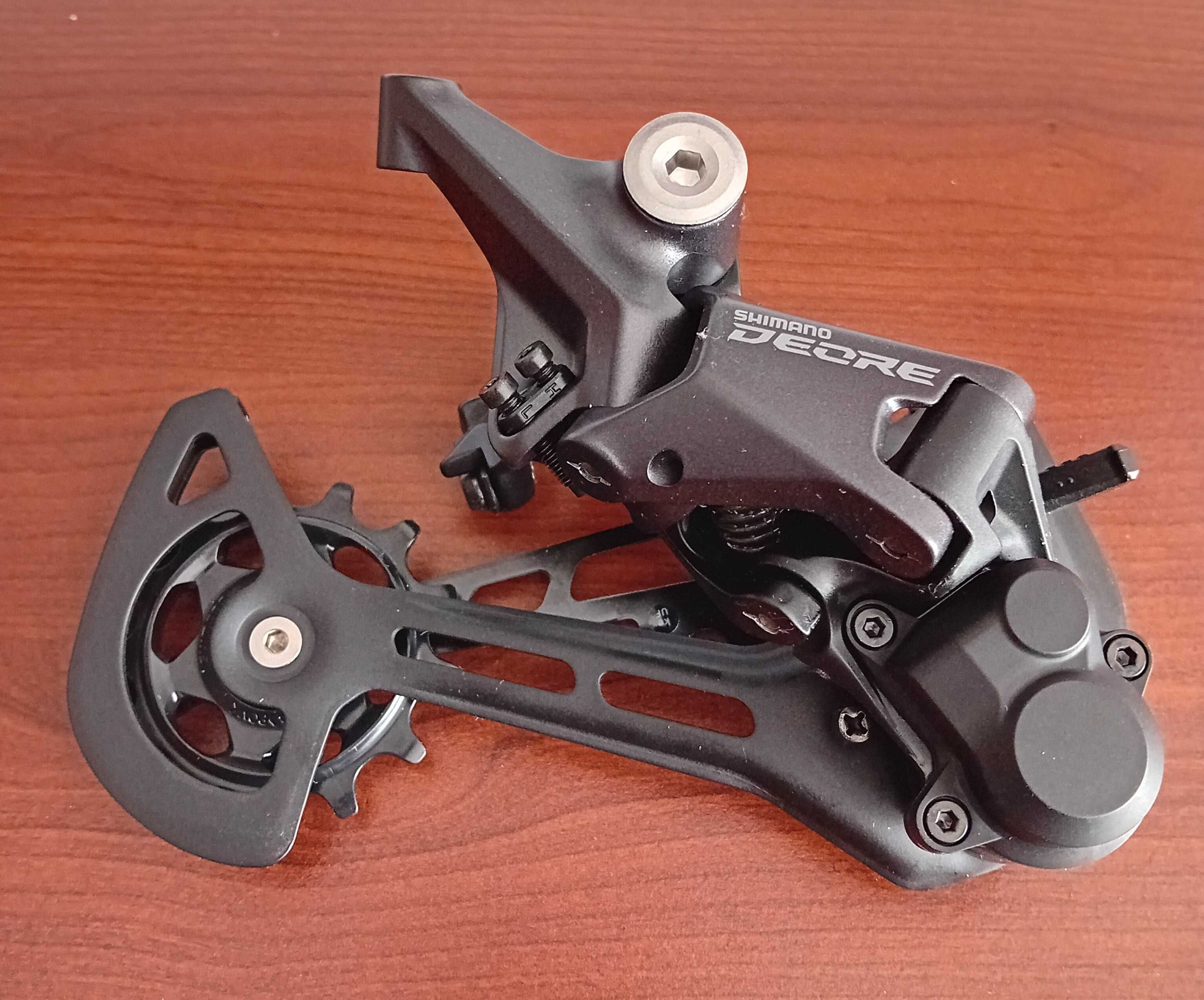 Przerzutka tylna Shimano Deore RD-M5100, SGS, 11-rzędowa / NOWA /.