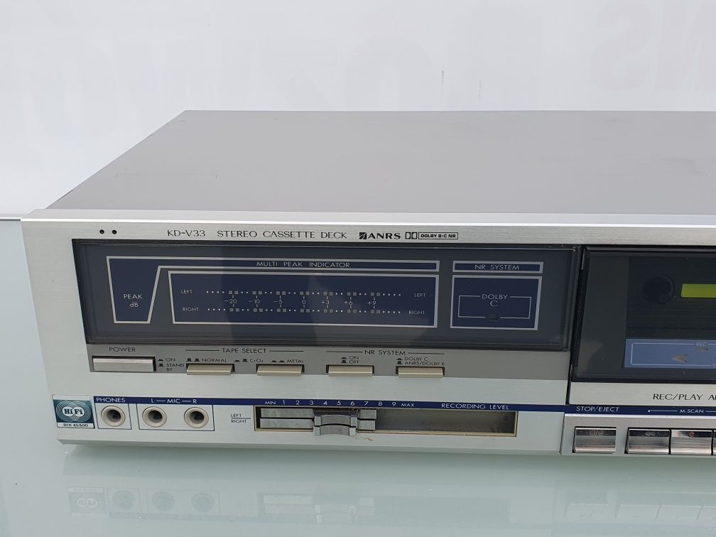 Magnetofon kasetowy JVC kd-v33
