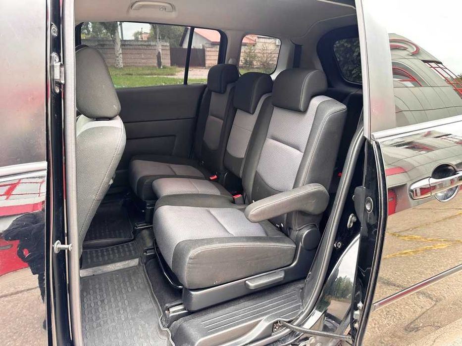 Mazda 5 минивен/7 мест