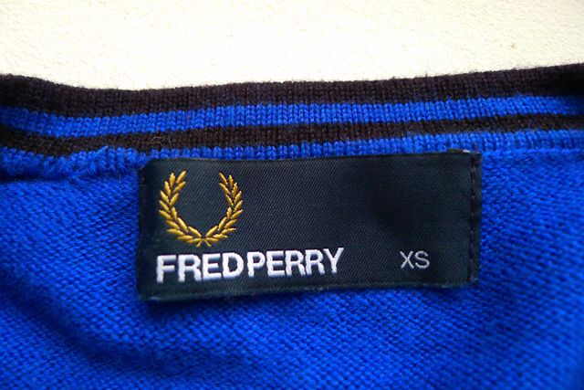sweter welniany FRED PERRY Merino r. XS S z merinosa jak NOWY