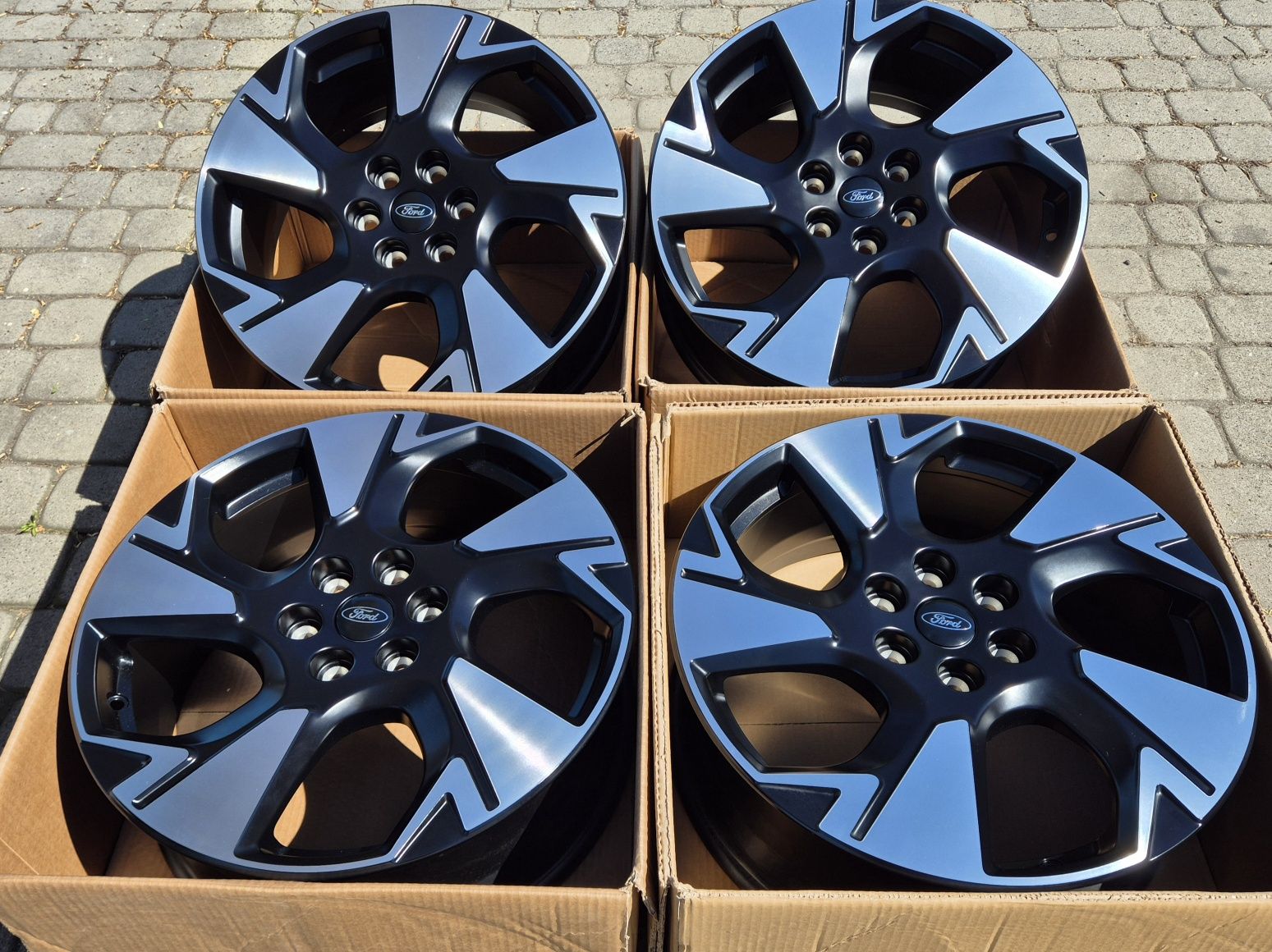 Felgi Ford Transit Custom 19 cali 6x120