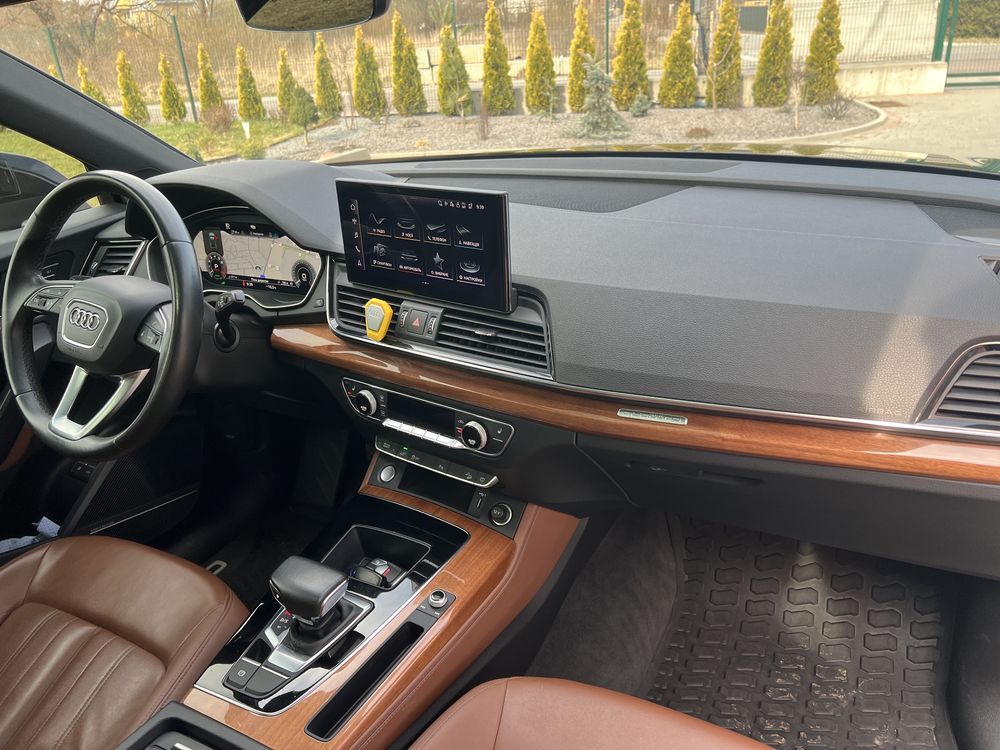 Audi q5 гібрид PHEW 367 к.с.