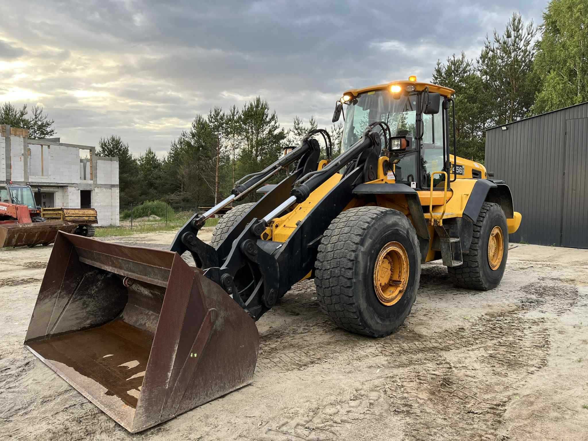 Ładowarka JCB 456 HT + Waga Szybkozłącze Sprowadzona Volvo L90 120 CAT
