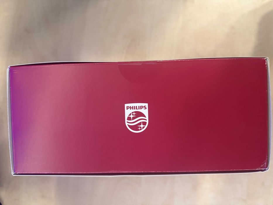 Depilator Philips Lumea 9900 IPL BRI977/00