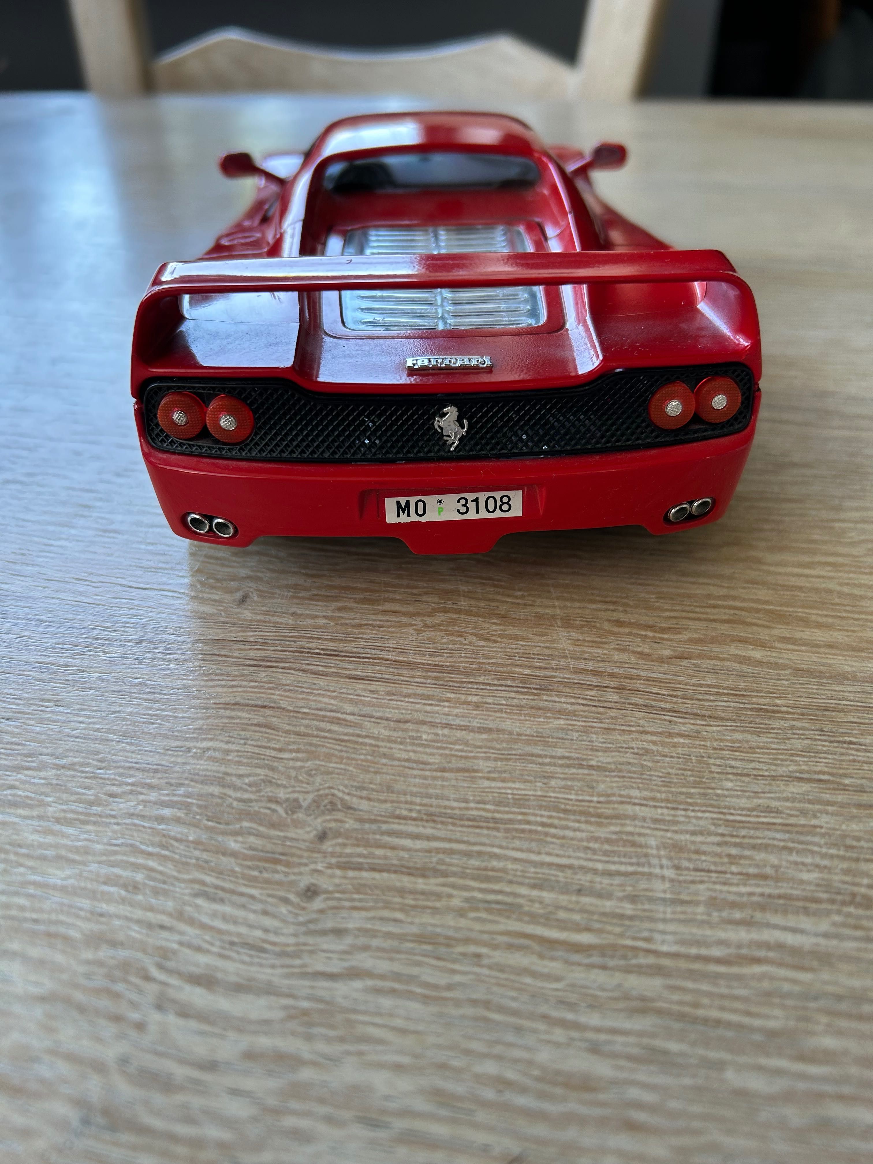 Model Ferrari F50 1:18