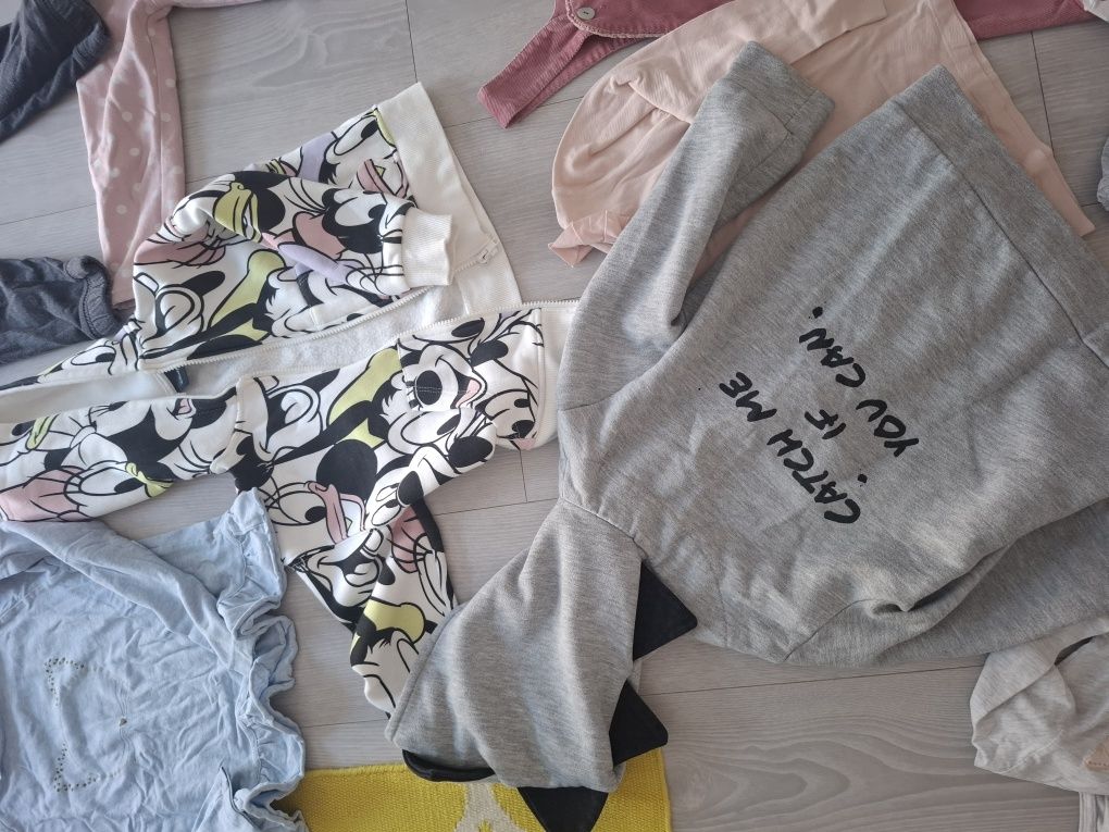 Roupa de menina Out/Inv como nova