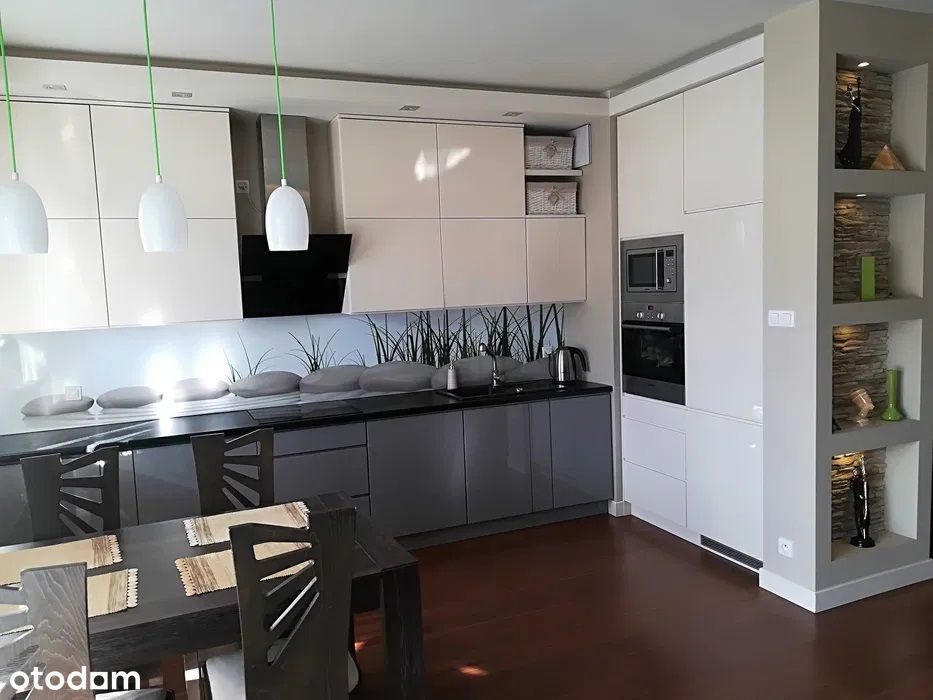 bezpośrednio 2 pokoje z miejscem parkingowym i komórką lok.