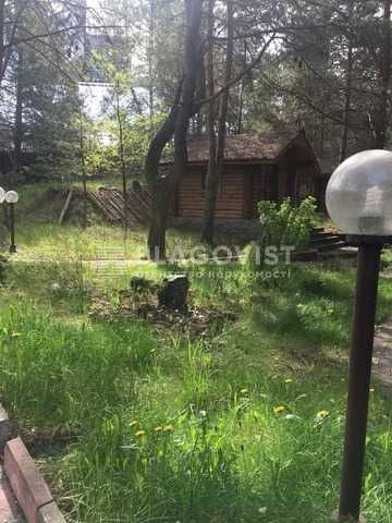 без %Ресторанний компл. 1200м2, сосновий бір, у власності 2 га фасад