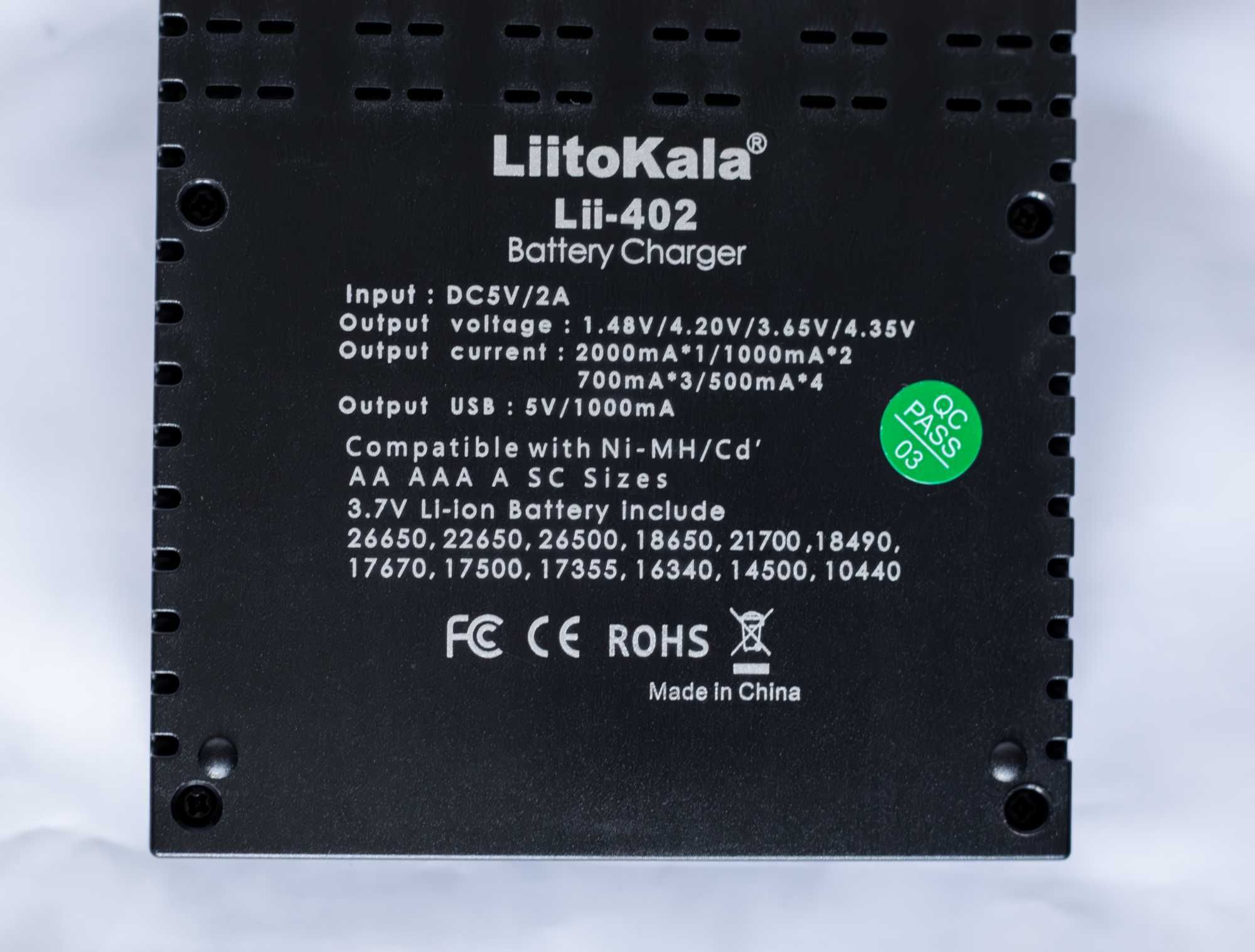Зарядний пристрій літієвих нікель-металгідридних ак Liitokala Lii-402