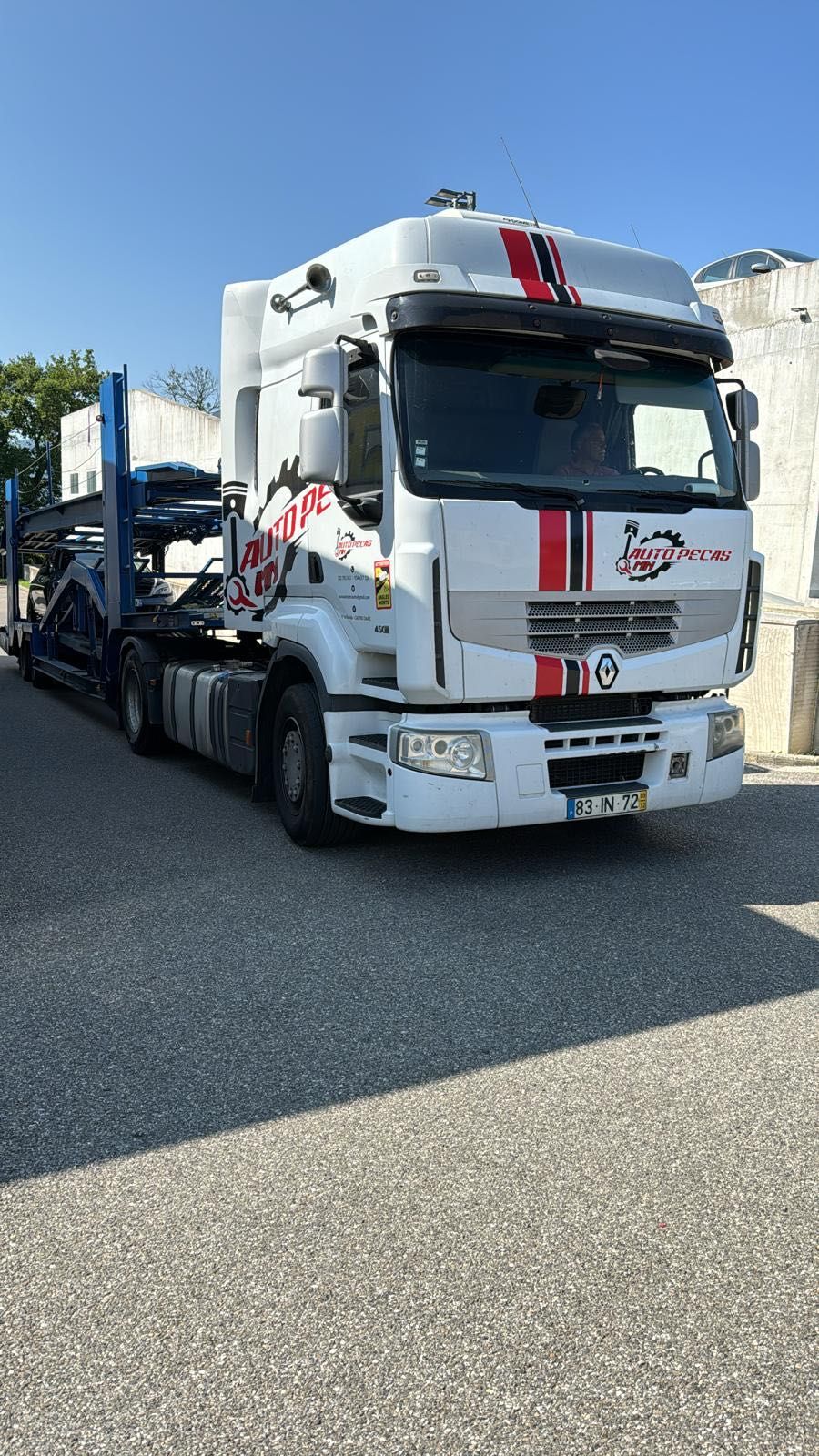 Renault premium 450 porta carros