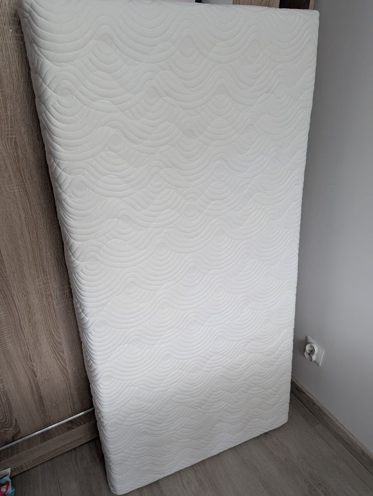 Łóżeczko Pinio 2 w 1