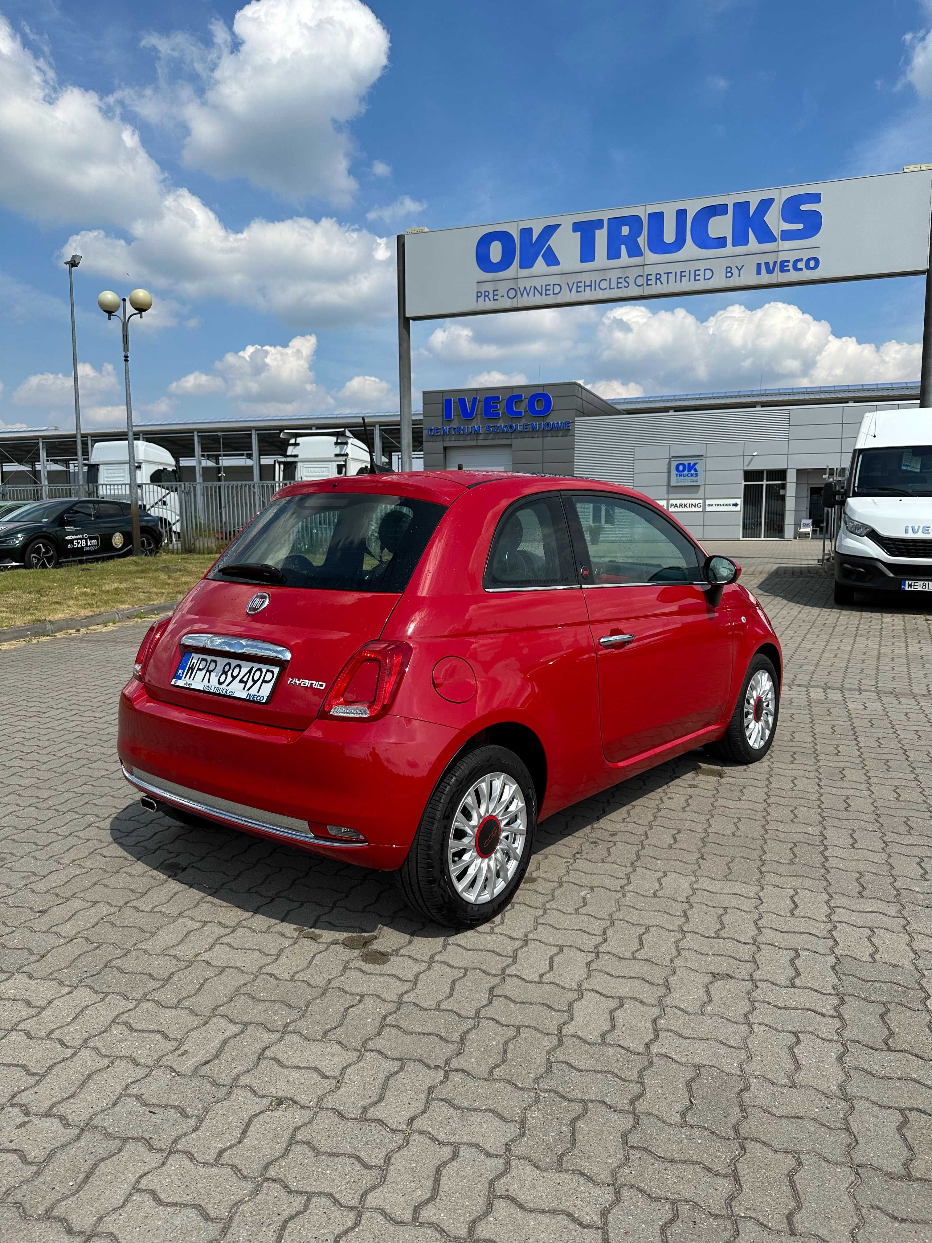 Wynajem samochodu osobowego FIAT 500 1.0 hybrid 70KM rocznik 2022