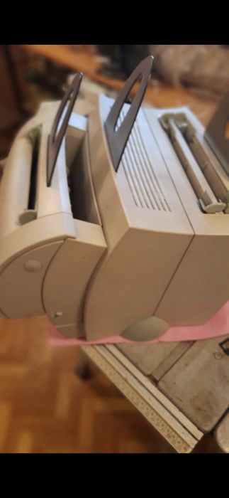 Drukarką laserowa HP 1100A