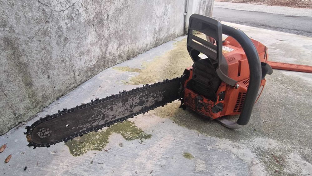 Motoserra Husqvarna 365, bom estado