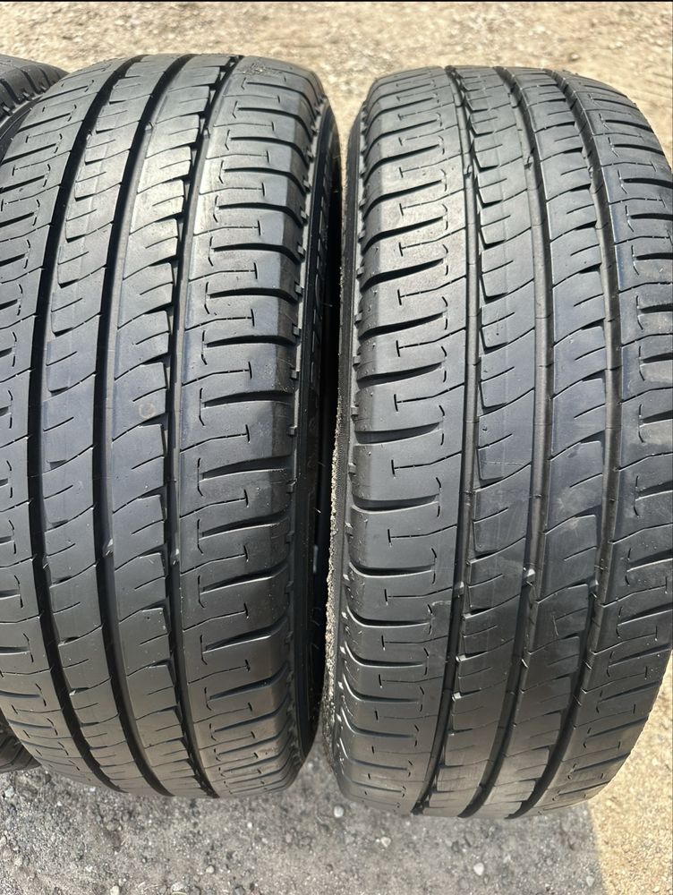 4X Michelin Agilis 215/60 R17C