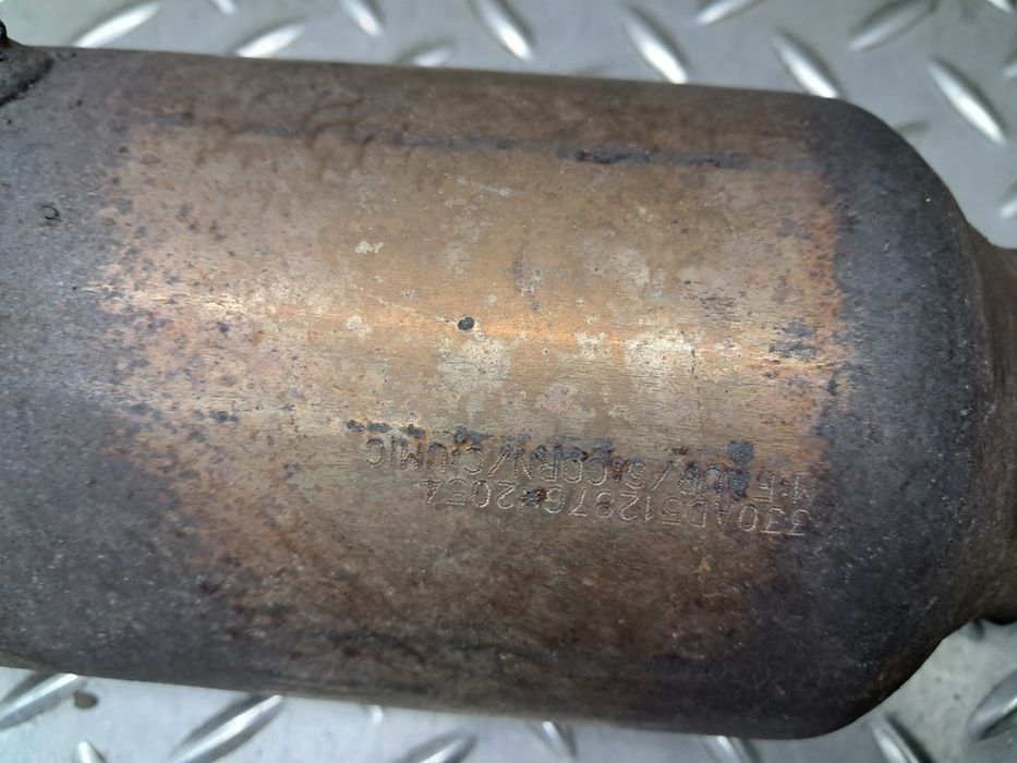 Приемная труба с катализатором DODGE JOURNEY 11- 68066089AD