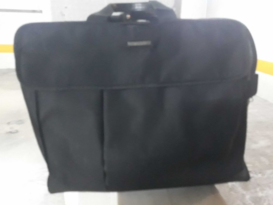 Set of 4 Laptop Bags64729497813505123