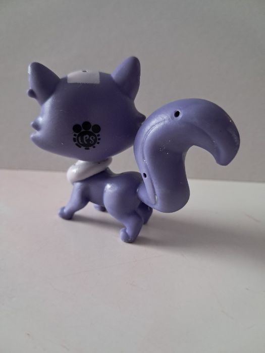 Littlest pet shop lps