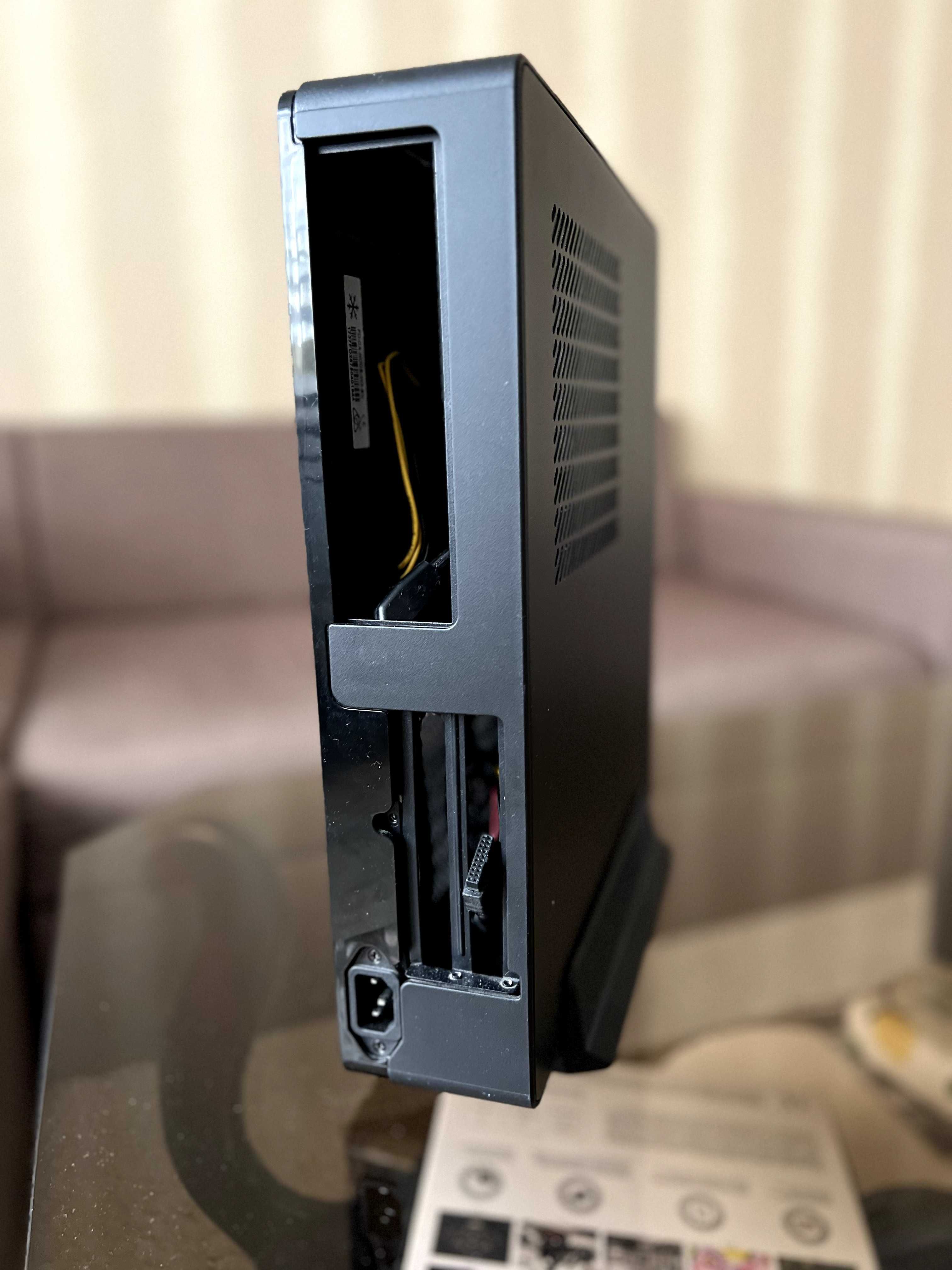 Продам корпус + бп - Fractal Design Node 202/Chieftec 450W