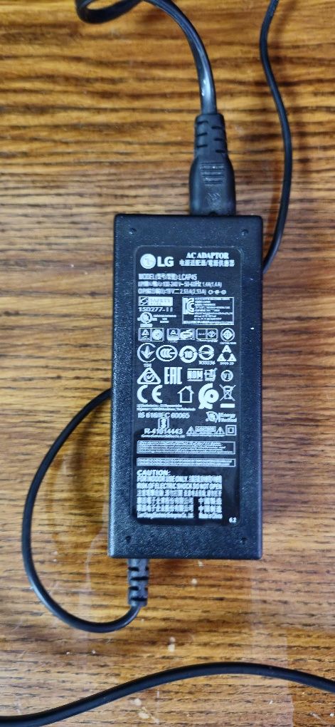 САМОВИВІЗ СУМИ. Телевізор LG 32LJ510B, б/в, стан хороший