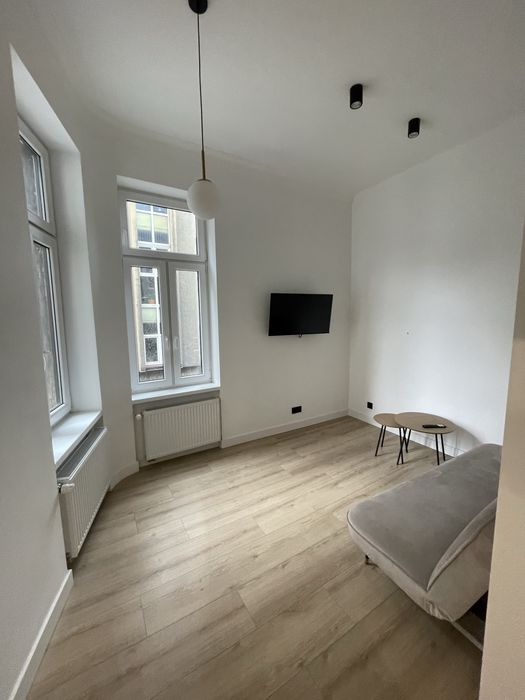 Wynajem Mieszkania  37m 2 Pokoje w Cetrum Bielsko-Biała Od Zaraz !