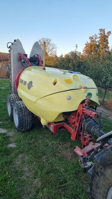 Opryskiwacz sadowniczy hardi 1500