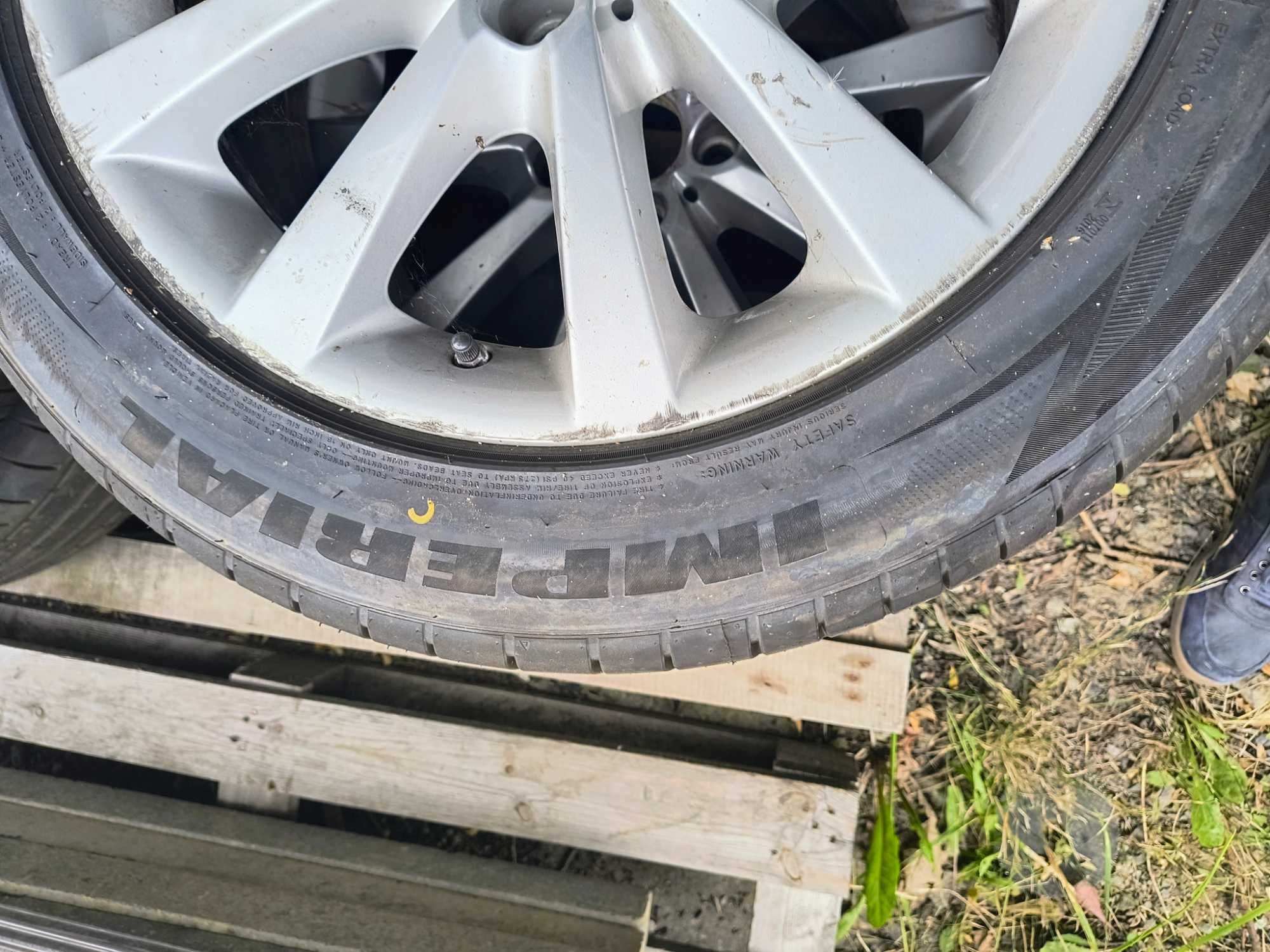 Opony z felgami BMW 18 "