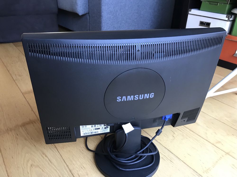 Ecran SAmsung 55cm