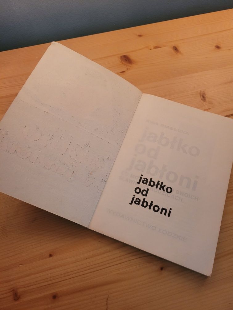Jabłko od jabłoni - Ewa Piasecka