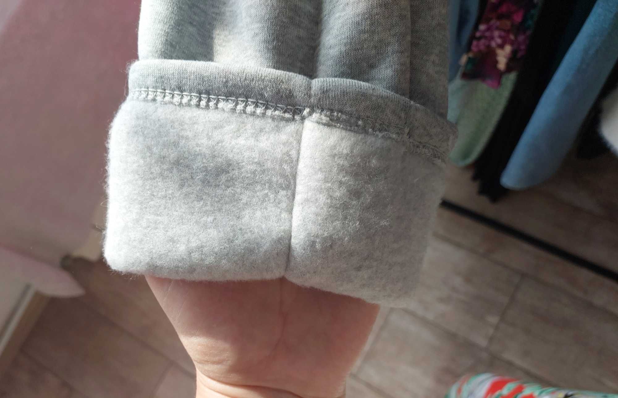 Ciepła Dłuższa Bluza Sukienka Z Kapturem Ozdobne Guziki Szara M/L