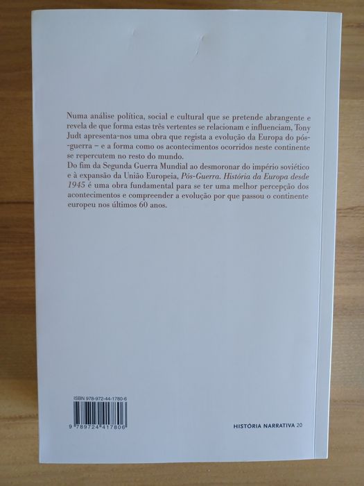Livro "Pós-Guerra - História da Europa desde 1945" de Tony Judt - novo