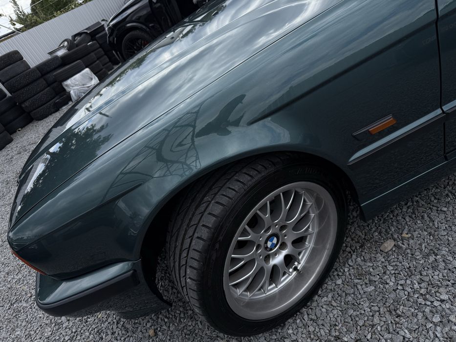 BMW 5 E34 музейна