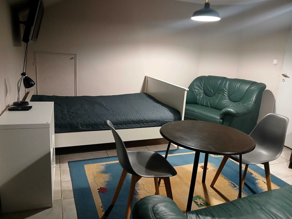 Wynajme pokoj z aneksem kuchennym