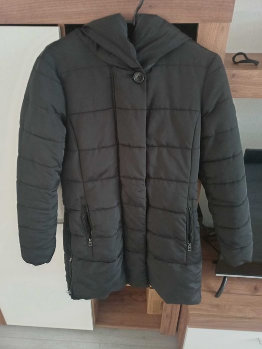 Жіноча осіння курточка