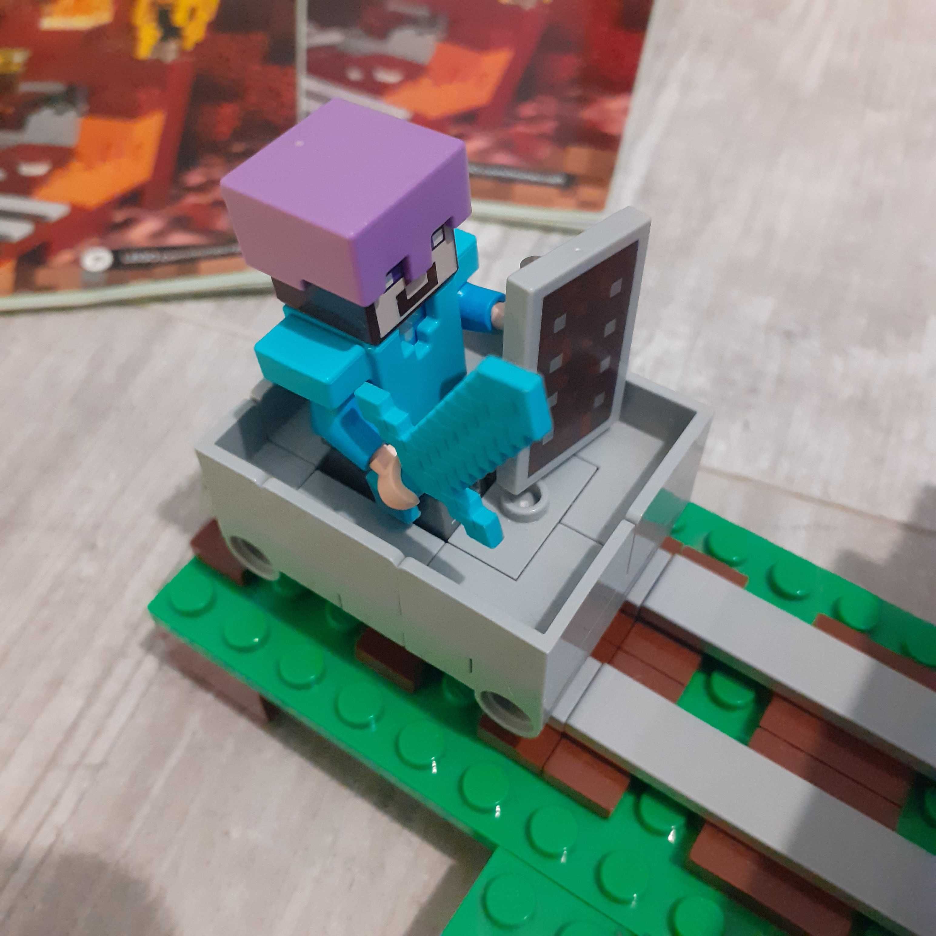 Zestaw lego minecraft portal do netheru (21143)