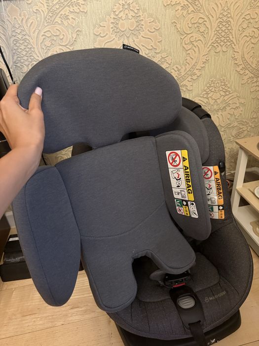 Автокрісло Maxi cosi