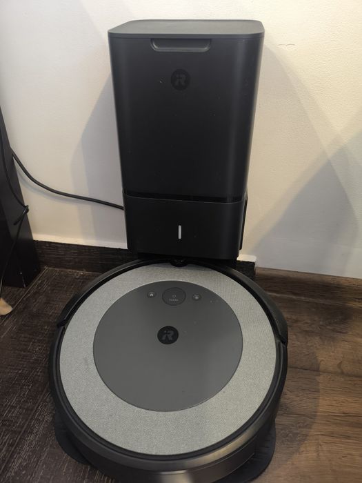 Robot roomba i3+