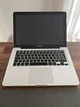 Macbook pro 13’ 2011    .