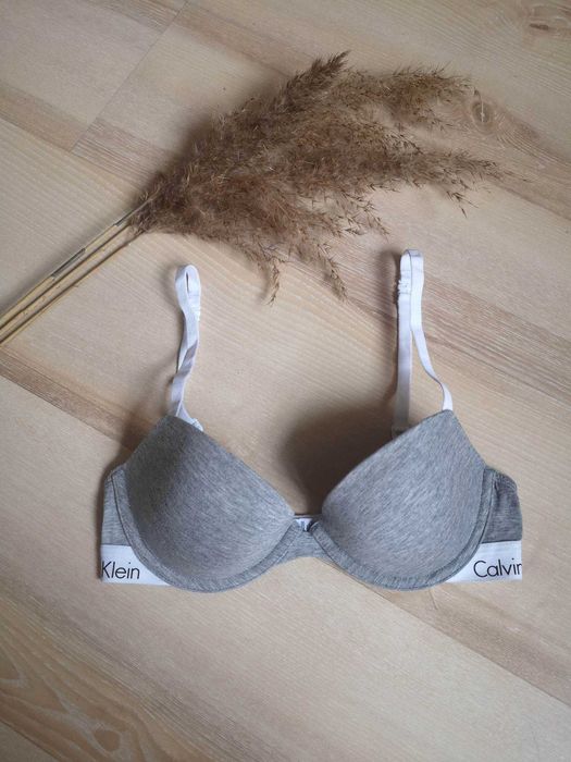 Бюстгальтер Calvin Klein 70С