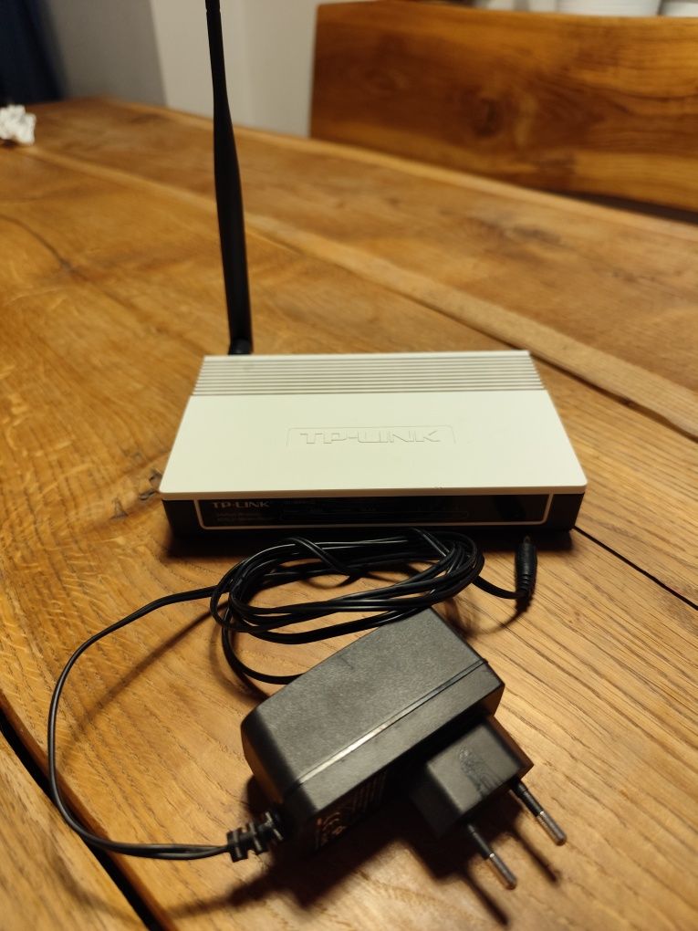 Router Tp-link Td- W8901G