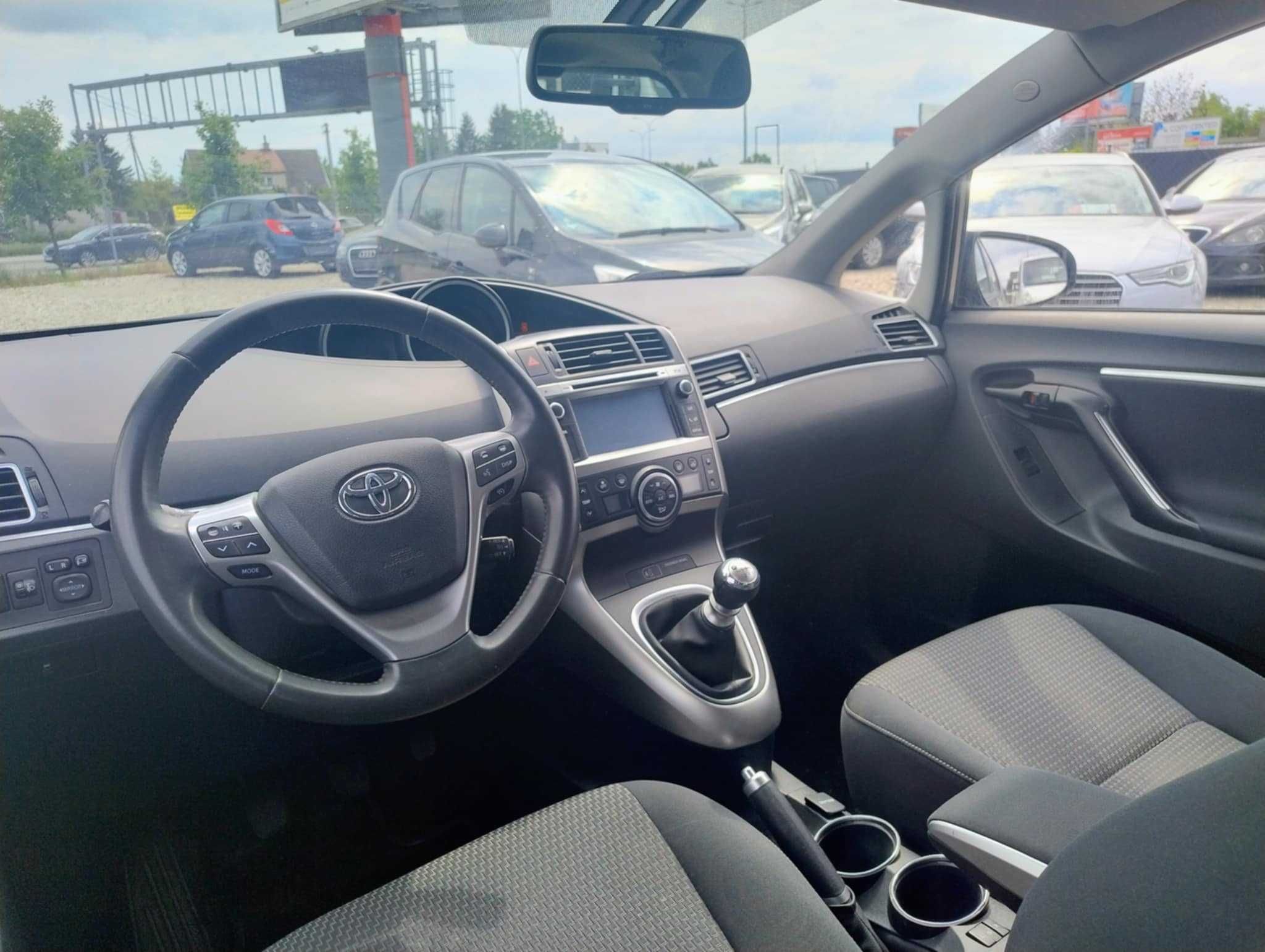Toyota Verso, 1.8 benzyna, 7 osób, navi!