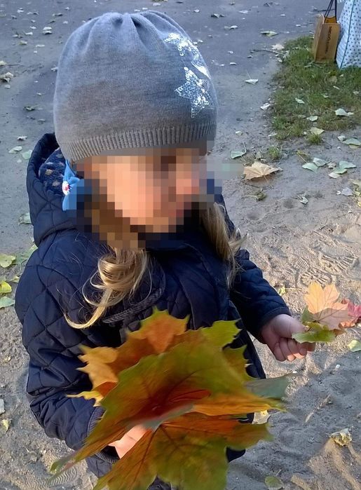 Szara czapka H&M z gwiazdkami 2-4lata