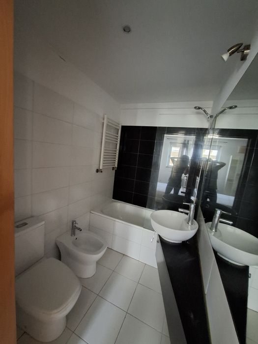 Apartamento T2 Porto p/ arrendar
