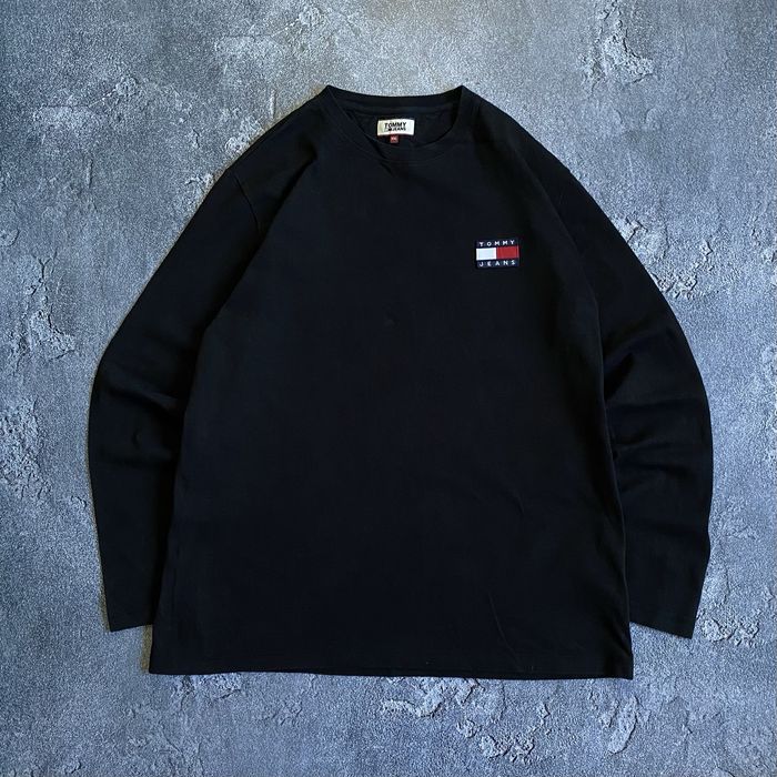 Світшот від tommy hilfiger чорного кольору,томі кофта з довгим рукавом
