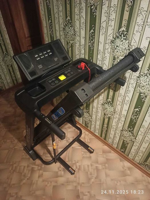 Беговая дорожка Fitlogic T12B
