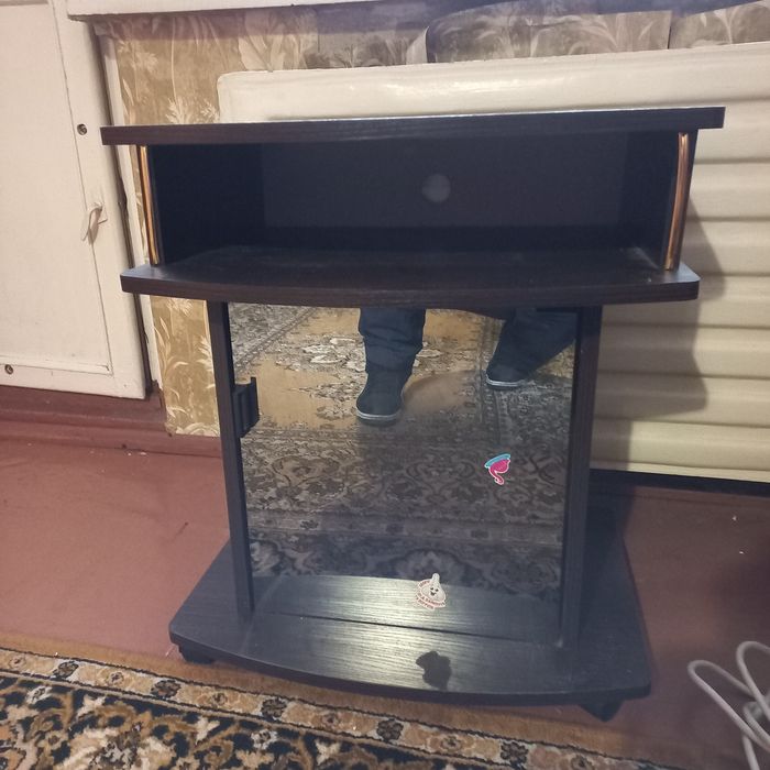 Тумба под телевизор